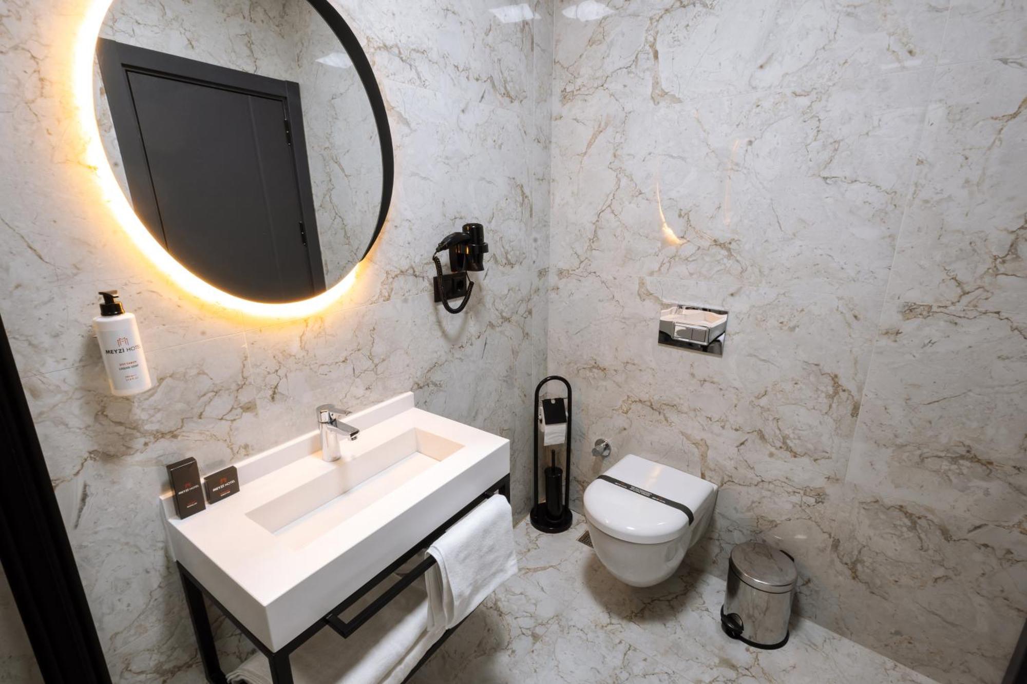 Meyzi Hotel イスタンブール エクステリア 写真